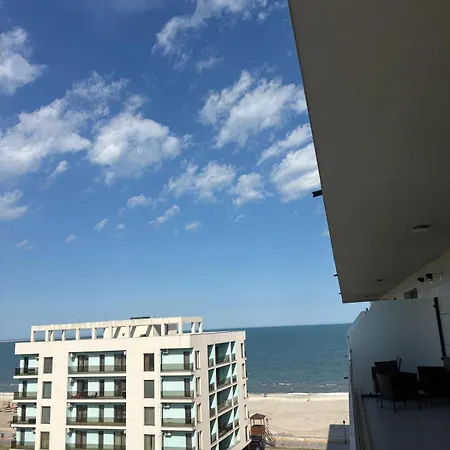 Sunrise La Mare Mamaia Nord アパート コンスタンツァ