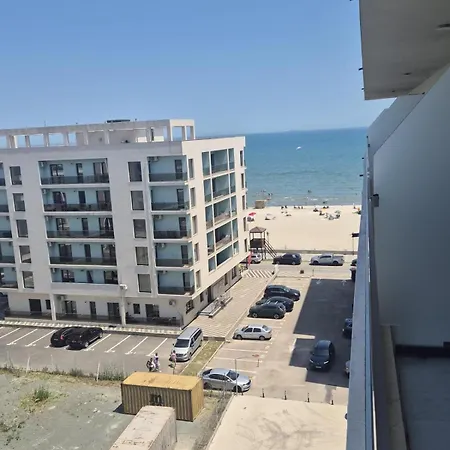 Sunrise La Mare Mamaia Nord アパート *